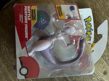 Pokemon figure Mewtwo disponible aux enchères