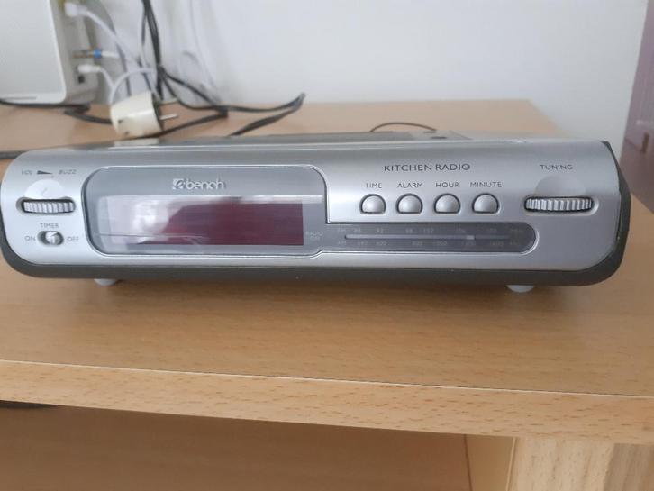 A vendre radio reveil pour suspendre, Maison & Meubles, Accessoires pour la Maison | Autre, Enlèvement