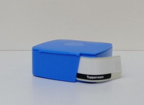 Tupperware Distributeur + Rouleau d'Étiquette - Bleu & Blanc, Maison & Meubles, Cuisine| Tupperware, Neuf, Boîte, Bleu, Blanc