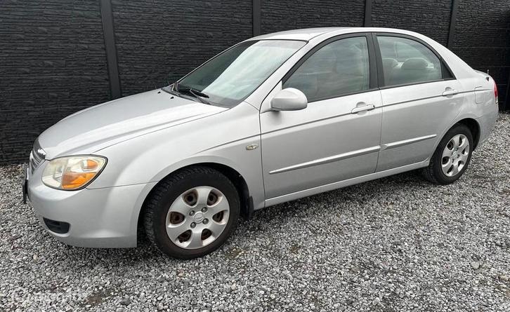 Kia Cerato 1.6 CVVT X-tra AIRCO SEDAN, Auto's, Kia, Particulier, Te koop, Cerato, Airconditioning, Benzine, Euro 4, C, Berline