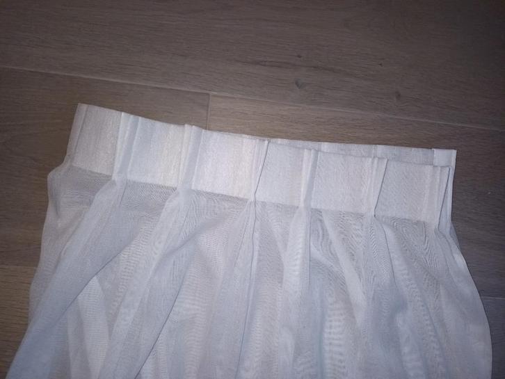 4 witte kant en klare gordijnen, Huis en Inrichting, Stoffering | Gordijnen en Lamellen, Zo goed als nieuw, Wit, Overige kleuren