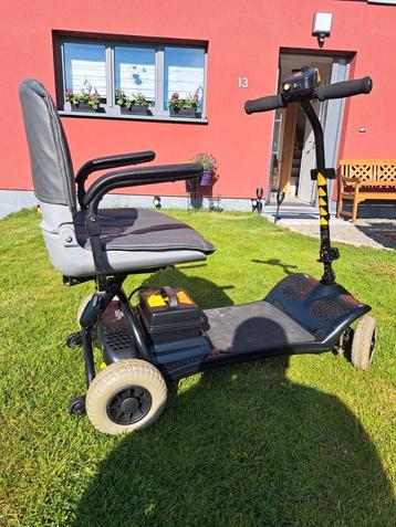 Chaise roulante pour personnes à mobilité réduite, Divers, Enlèvement ou Envoi, Comme neuf