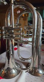Lot van 2 Bugel trompetten, Muziek en Instrumenten, Blaasinstrumenten | Trompetten, Ophalen of Verzenden