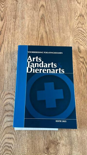 Voorbereidings toelatingsexamen arts, tandarts en dierenarts, Enlèvement ou Envoi, Comme neuf, Néerlandais