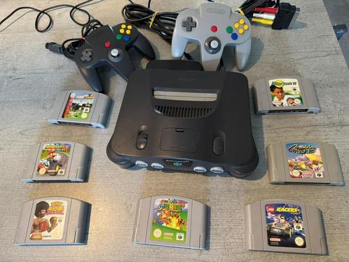 Nintendo 64 + 2 Controllers + 7 spelletjes, Games en Spelcomputers, Spelcomputers | Nintendo 64, Gebruikt, Met 2 controllers, Met games