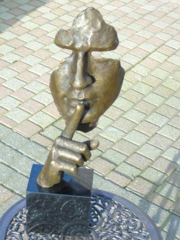 Buste van een gezicht de stilte in brons gesigneerd DALI. beschikbaar voor biedingen