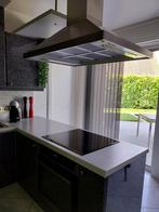 Kwaliteitsvolle en stijlvolle keuken van het merk MOBALPA., Huis en Inrichting, Keuken | Complete keukens, Grijs, Kunststof, U-keuken