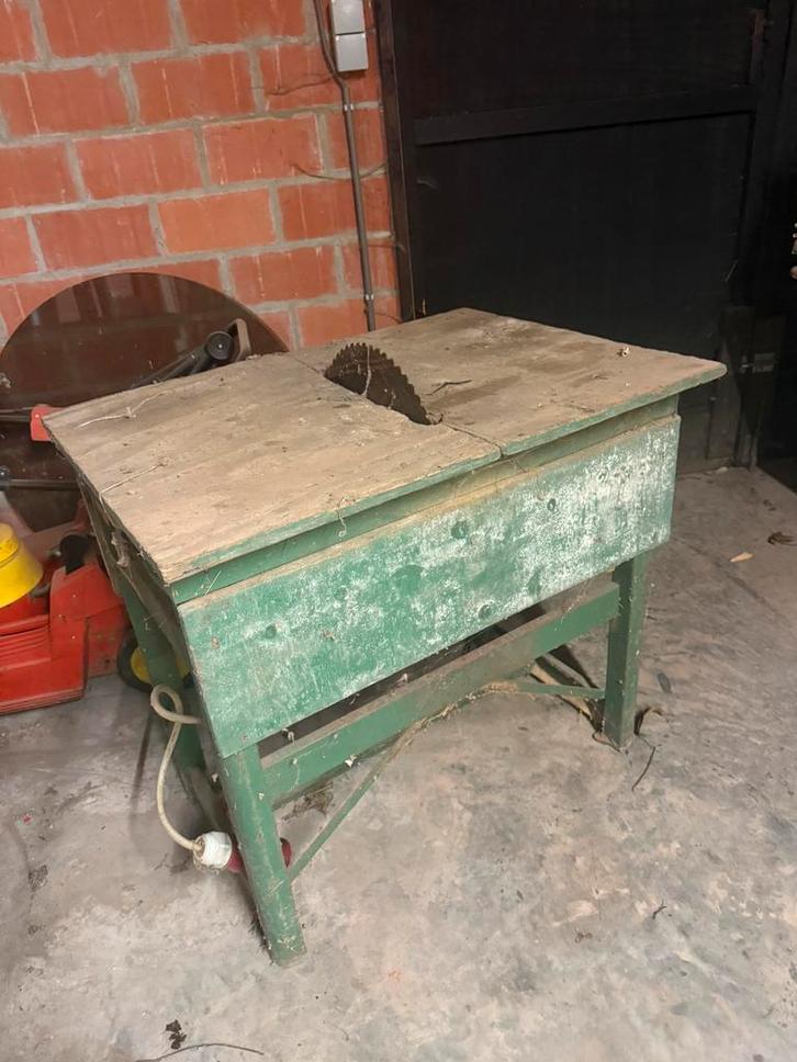 Levensgevaarlijke tafelzaag, Doe-het-zelf en Bouw, Werkbanken, Gebruikt, 70 tot 120 cm, Ophalen