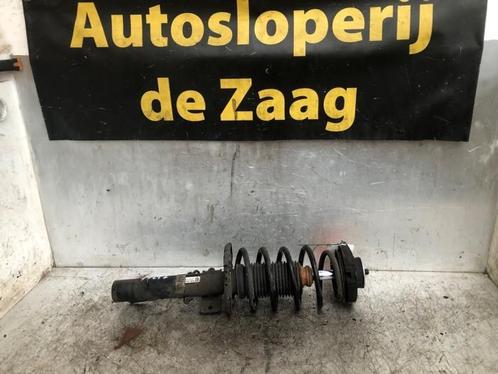 Schokdemperpoot links-voor van een Skoda Fabia, Auto-onderdelen, Ophanging en Onderstel, Skoda, Gebruikt, 3 maanden garantie, Ophalen of Verzenden