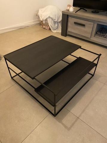 salontafel  beschikbaar voor biedingen