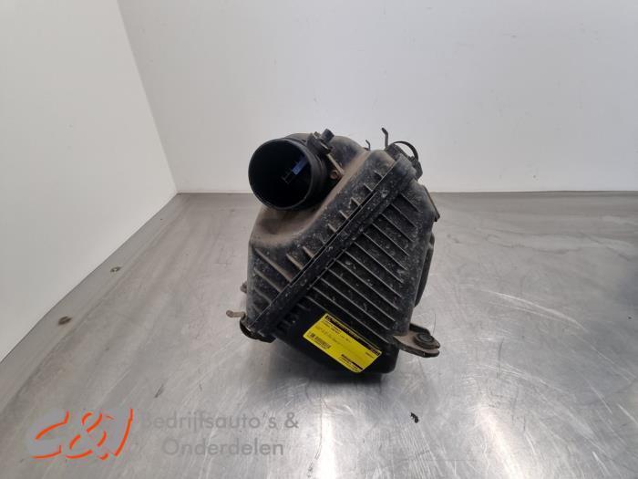 Luchtfilterhuis van een Hyundai Santafe, Auto-onderdelen, Motor en Toebehoren, Hyundai, Gebruikt, 3 maanden garantie, Ophalen of Verzenden