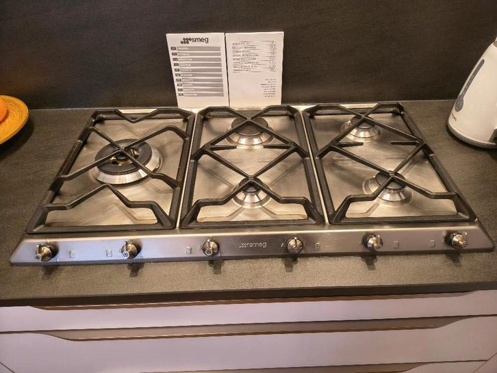 Taque de cuisson gaz Smeg encastrable 90cm, Elektronische apparatuur, Kookplaten, Gebruikt, Inbouw, Gas, 5 kookzones of meer, Ophalen