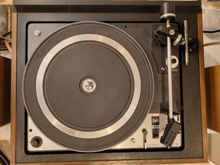 Dual 1228 Tourne disque, TV, Hi-fi & Vidéo, Tourne-disques, Utilisé, Tourne-disque, Dual, Automatique, Enlèvement