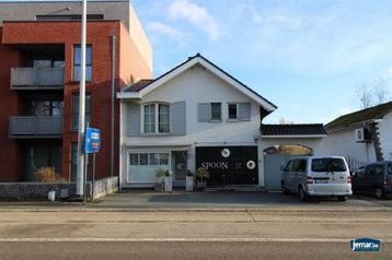 Commercieel te huur in Maasmechelen, 3 slpks beschikbaar voor biedingen