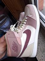 Chaussures pour femme nike 42, Sport en Fitness, Basketbal, Ophalen of Verzenden, Schoenen