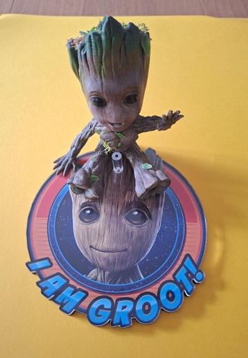 Marvel I Am Groot statue + base beschikbaar voor biedingen