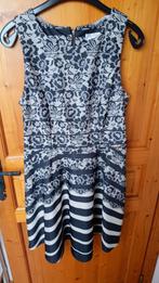 zwart/grijs feestkleedje maat 38, Kleding | Dames, Maat 38/40 (M), Zwart, Cocktailjurk, Ophalen of Verzenden