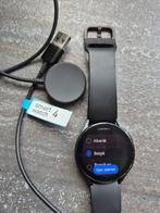 Smartwatch samsung 4, Handtassen en Accessoires, Smartwatches, Ophalen of Verzenden, Gebruikt, Zwart, Android