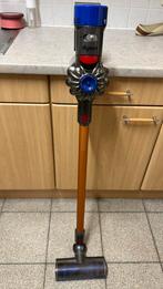 Dyson v8 absolute steelstofzuiger, Elektronische apparatuur, Stofzuigers, Ophalen, Gebruikt, Stofzuiger