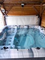 Jacuzzi, Tuin en Terras, Bubbelbaden en Hottubs, Ophalen, Zo goed als nieuw, Trap, Vast