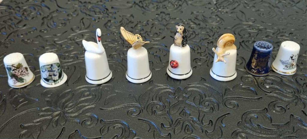 8 Vingerhoedjes, Collections, Dés à coudre, Enlèvement ou Envoi, Comme neuf, Porcelaine