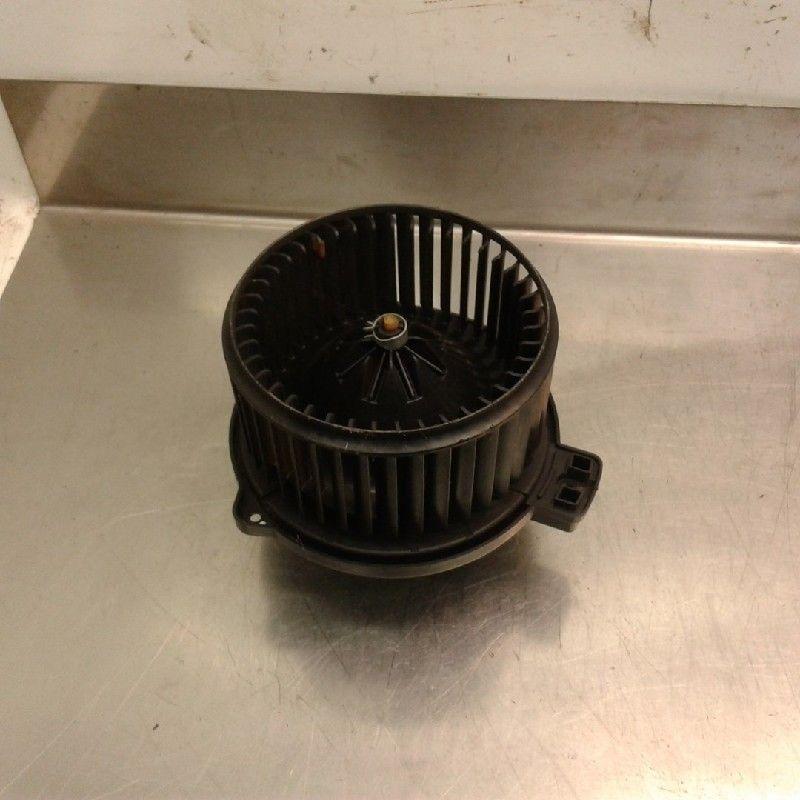 KACHEL VENTILATORMOTOR Kia Rio II (DE) (01-2005/12-2011), Gebruikt, Kia