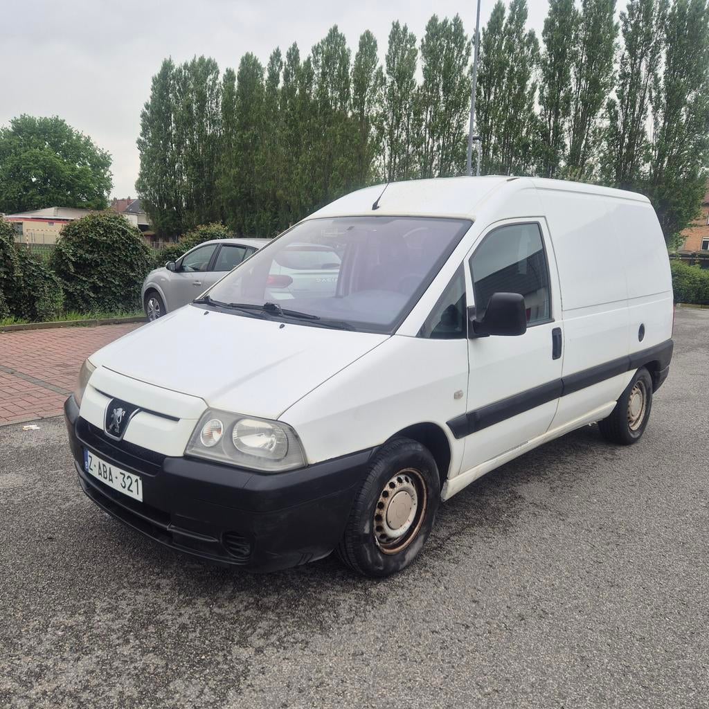 Peugeot exper 130000 km le  ️ 04 67 73 45 17