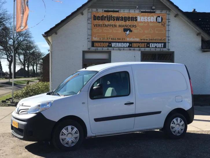 Renault Kangoo 1.5 dCi 75 Euro 6 3-persoons AC (bj 2017), Auto's, Bestelwagens en Lichte vracht, Bedrijf, Te koop, ABS, Airconditioning