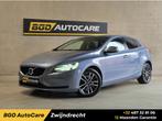 Volvo V40 2.0 D2 Momentum 2018 Automaat LED Navi CruiseC, Auto's, 4 cilinders, Blauw, Leder en Stof, 5 deurs