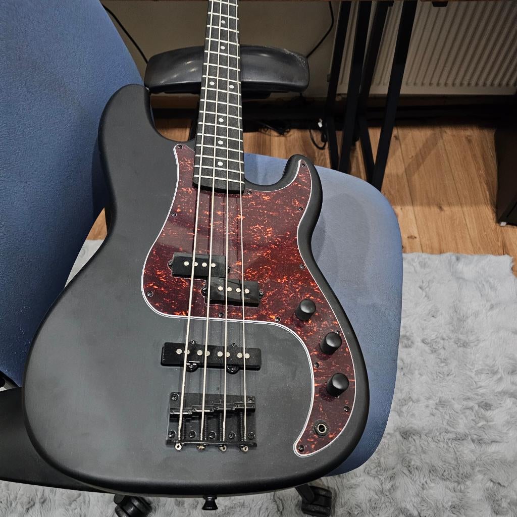 Elektrische gitaar met versterker, Muziek en Instrumenten, Snaarinstrumenten | Gitaren | Elektrisch, Ophalen, Met versterker