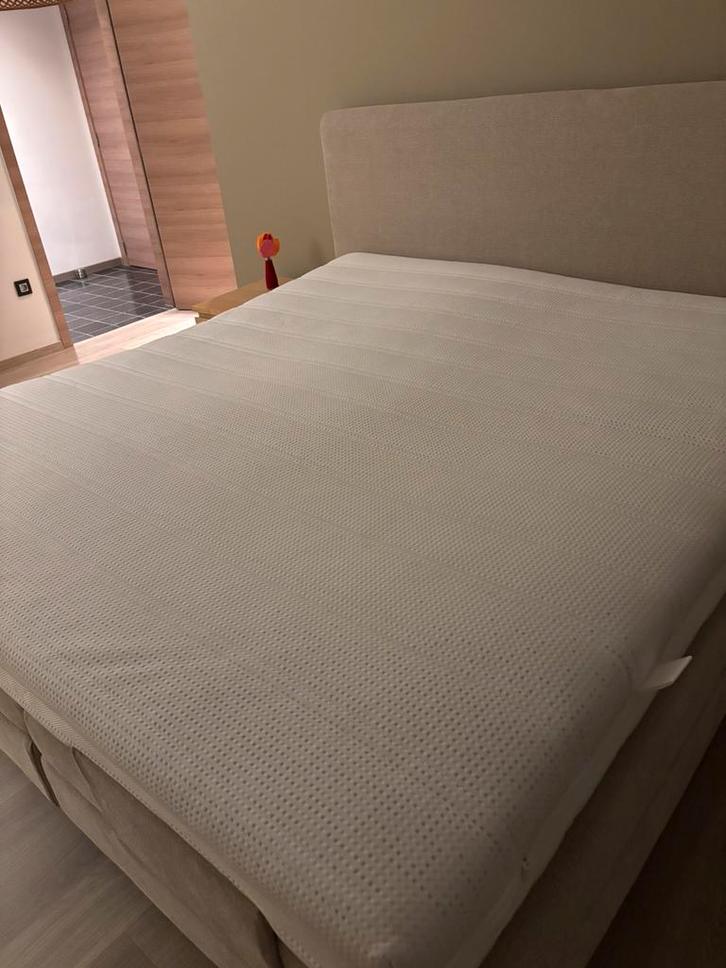 Matras boxspring nieuwstaat 180 x 200 x 18 cm, Huis en Inrichting, Slaapkamer | Matrassen en Bedbodems, Zo goed als nieuw, Matras