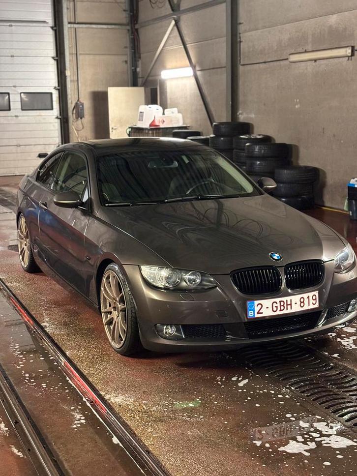 BMW E92 320i, Auto's, BMW, Particulier, 3 Reeks, Apple Carplay, Benzine, Coupé, Ophalen