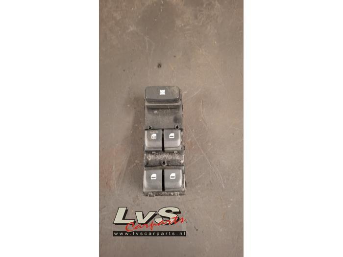 Commutateur vitre électrique d'un Kia Stonic, Autos : Pièces & Accessoires, Tableau de bord & Interrupteurs, Kia, Utilisé, 3 mois de garantie