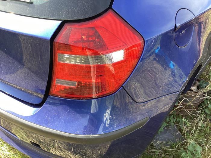 Achterlicht rechts van een BMW 1-Serie, Gebruikt, -, -, Ophalen of Verzenden