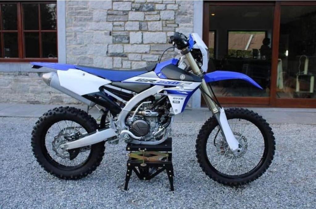 Yamaha WRF 250, Motoren, Particulier