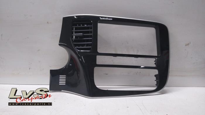 Cadre radio d'un Mitsubishi Outlander, -, 3 mois de garantie, Utilisé, Mitsubishi
