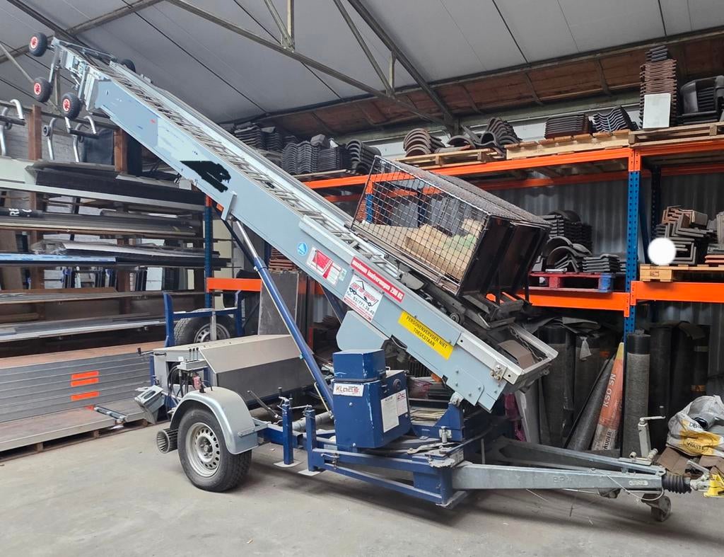 Klaas dakdekkerslift, Zakelijke goederen, Ophalen