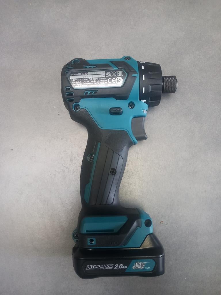 schroefboormachine Hex, Ophalen