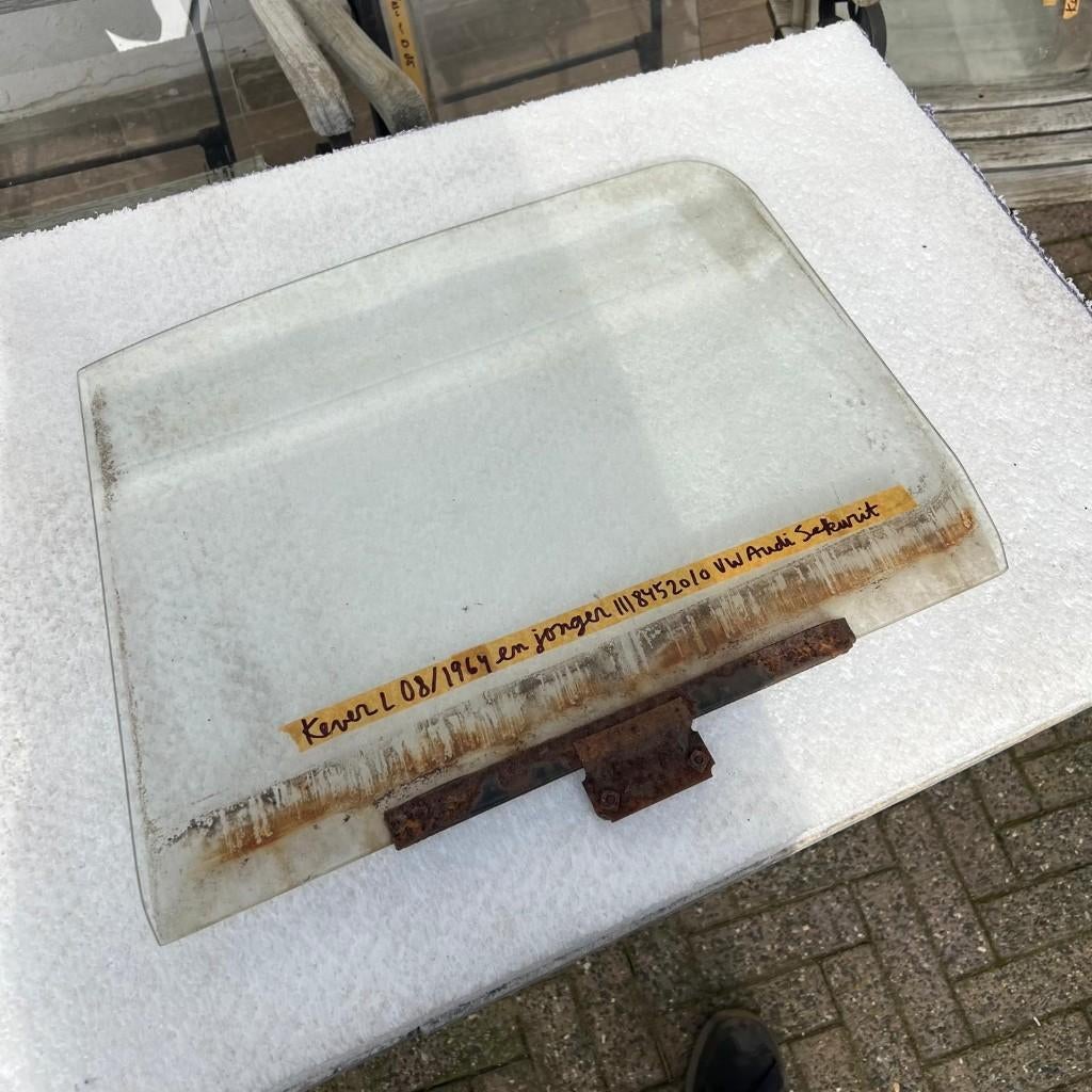 Vitre de porte VW Beetle L Audi Sekurit 65 et moins, Autos : Divers, Accessoires de voiture, Utilisé, Enlèvement ou Envoi