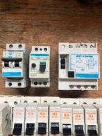 Aardlek zekeringen, mini-jump en mini fuse, Doe-het-zelf en Bouw, Ophalen of Verzenden, Zo goed als nieuw, Overige typen