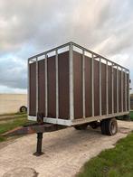 Beestenwagen met hydraulische achterklep, Zakelijke goederen, Ophalen