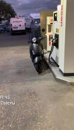 Brommer/Scooter GTS Toscana A klasse, Fietsen en Brommers, Snorfietsen en Snorscooters, Ophalen, Gebruikt, Benzine