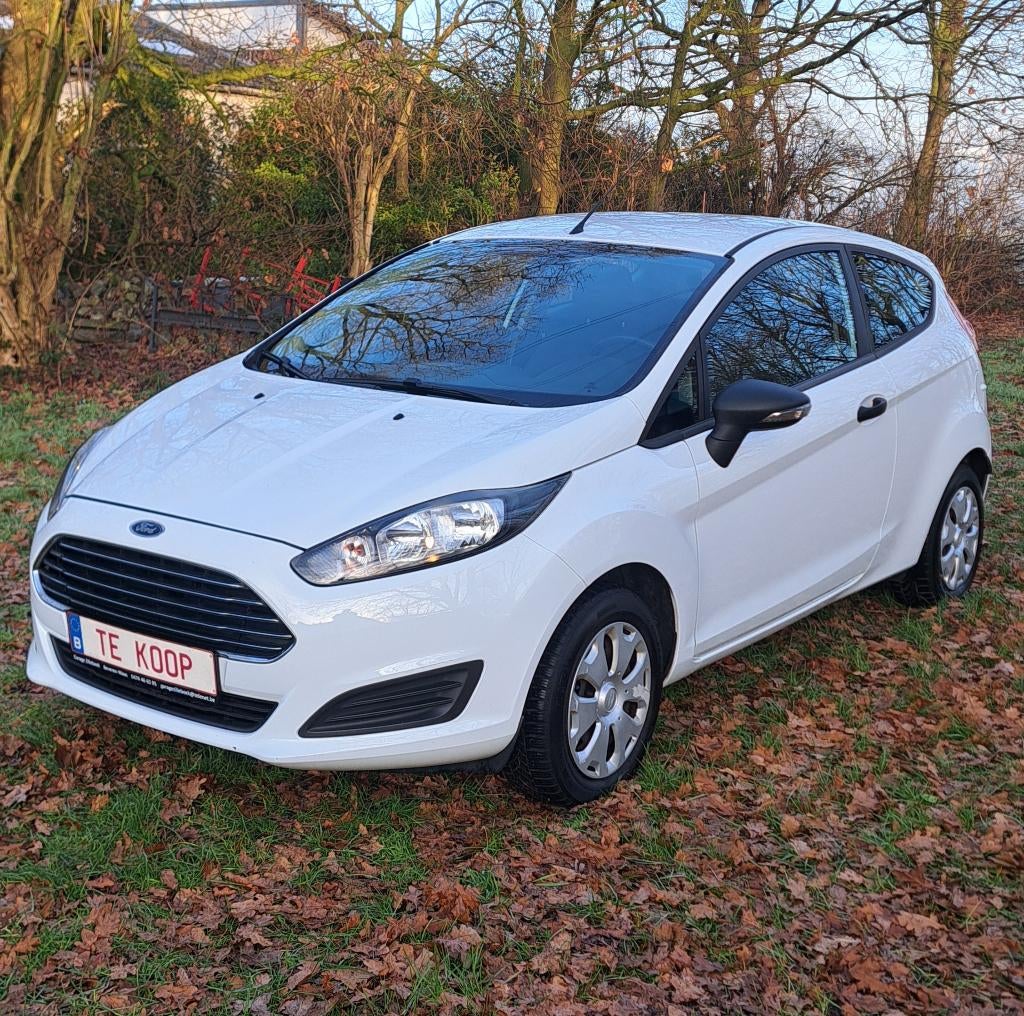 Ford Fiesta: 95.000km + airco +jaar garantie +groot nazicht!, Voorwielaandrijving, Euro 5, Stof, 1242 cc