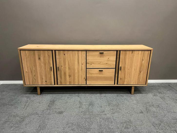 Henders en Hazel Shimanto dressoir 230cm, Maison & Meubles, Armoires | Dressoirs, Enlèvement ou Envoi