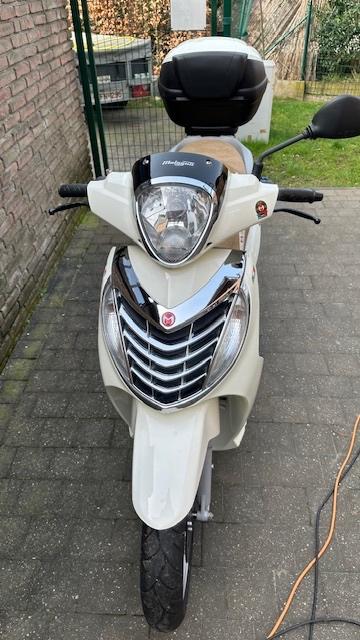 Malaguti, Motoren, Scooter, 153 cc, 1 cilinder