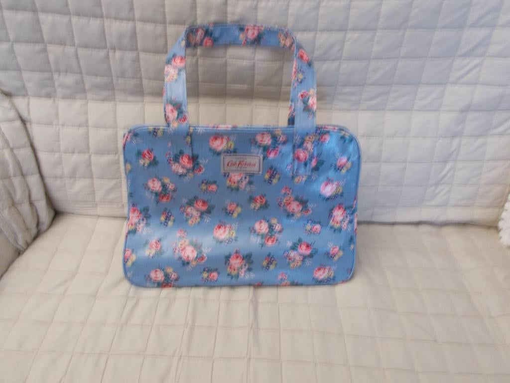 Sac à main ou épaule neuf de "CATH KIDSTON"., Bijoux, Sacs & Beauté, Sacs | Sacs Femme, Enlèvement, Neuf, Bleu, Sac à main