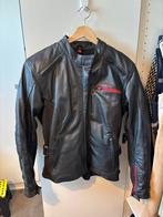 Dames lederen motorvest, Enlèvement, Femmes