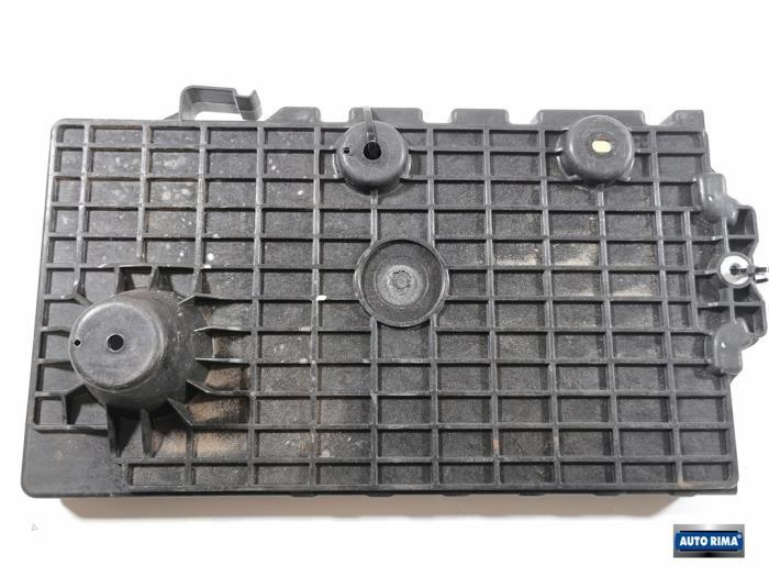 Boîtier de batterie d'un Volvo V40, -, 3 mois de garantie, -, -
