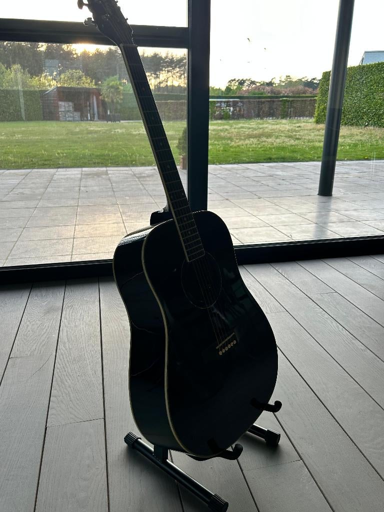 Morgan W104 BK akoestische gitaar – nieuwstaat, Musique & Instruments, Instruments à corde | Guitares | Acoustiques, Comme neuf