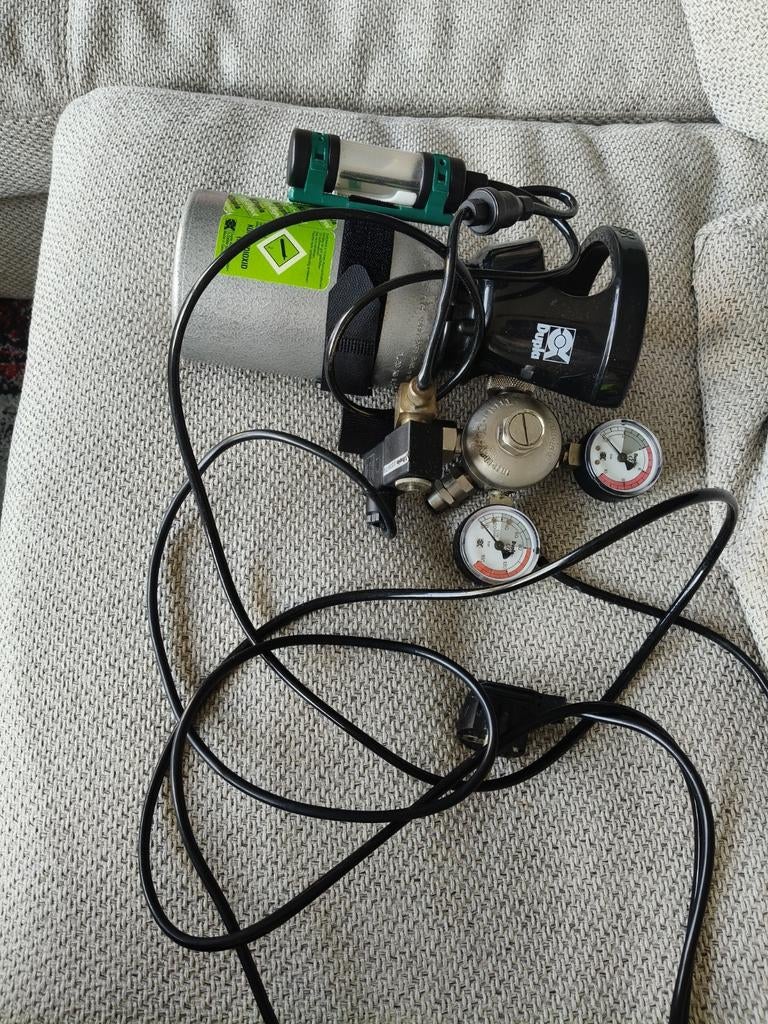 CO2 set voor Aquarium, Ophalen